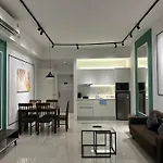 Klcc Suites By Chambers